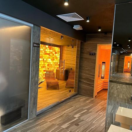 Baltic Comfort Spa Apartment With Free Pool, Saunas & Fitness - Kasprowicza 20 Kolberg Exterior foto