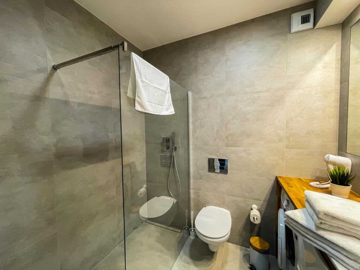 Baltic Comfort Spa Apartment With Free Pool, Saunas & Fitness - Kasprowicza 20 Kolberg Exterior foto